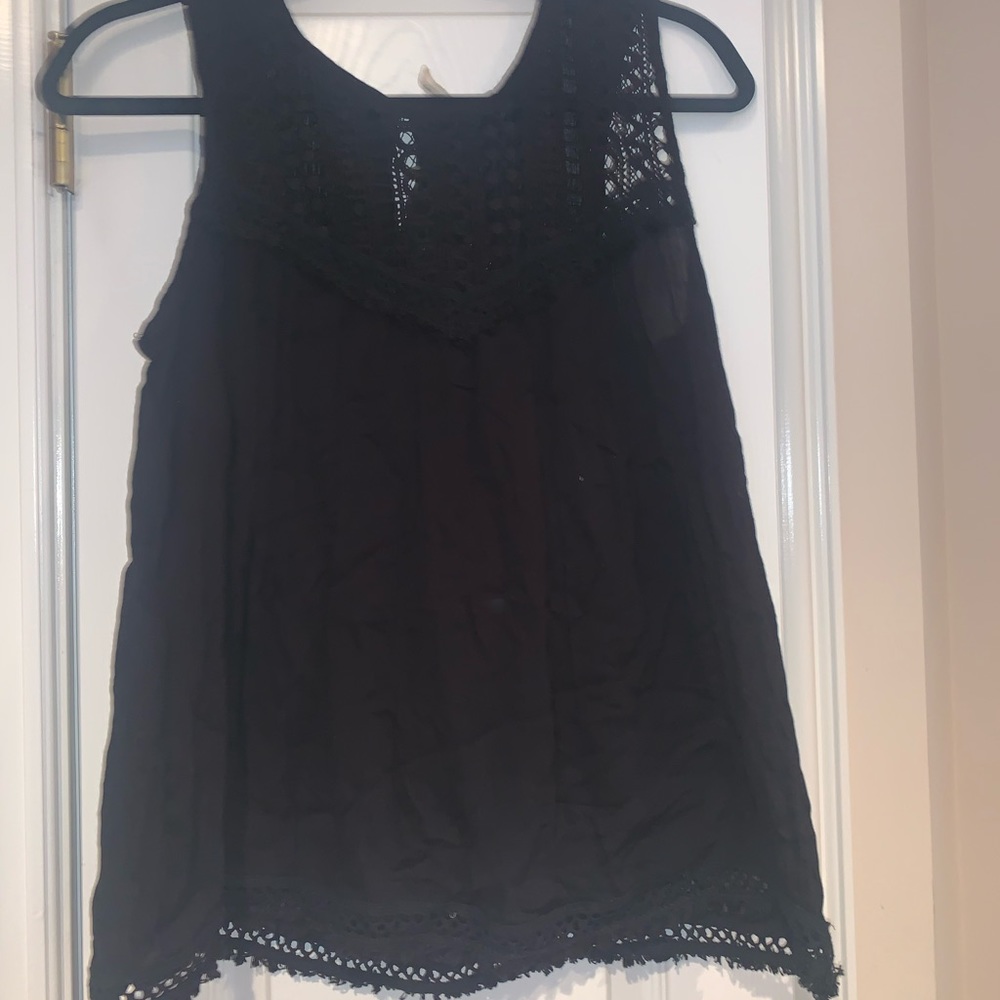 Linen Black Tank w/Lace Details